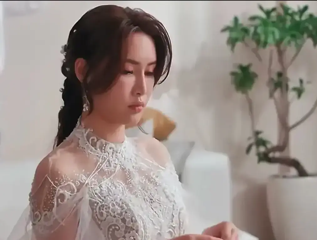《苏畅-小凤新婚》完整未删减版-艾熙倾情演绎怀旧台味风情-4K高清画质苏畅-小凤新婚免费在线观看