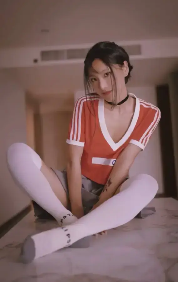 《刘玥合集》刘玥单挑三黑经典作品-2026推荐完整版免费高清观看-星空影院蓝光典藏在线播放